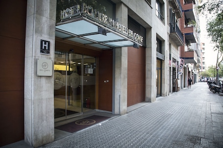 Exterior. Bcn Urbaness Del Comte