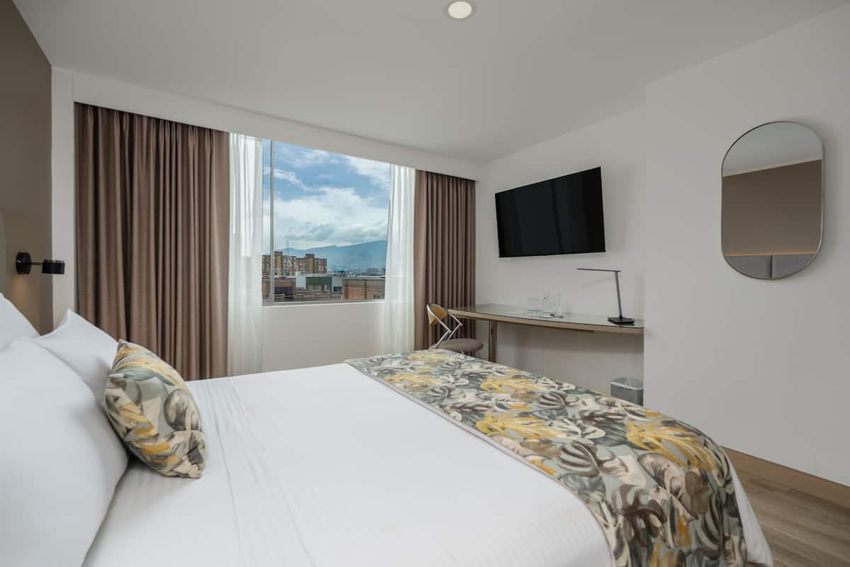 standard double room, 1 queen bed | 1 bedroom, premium bedding, down duvets, in-room safe