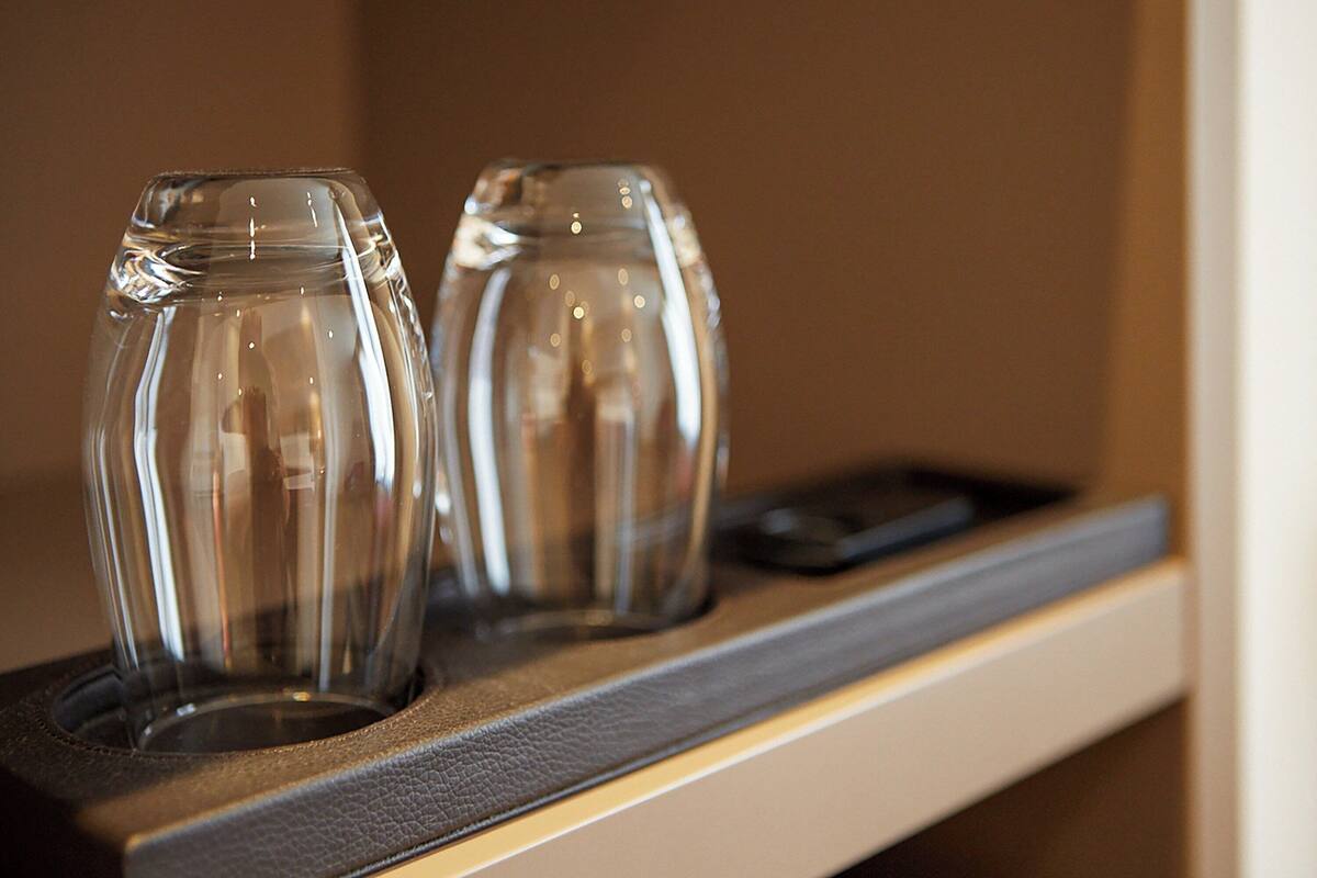 Minibar, in-room safe, desk, iron/ironing board (on request)