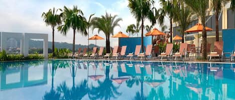 Indoor pool, outdoor pool