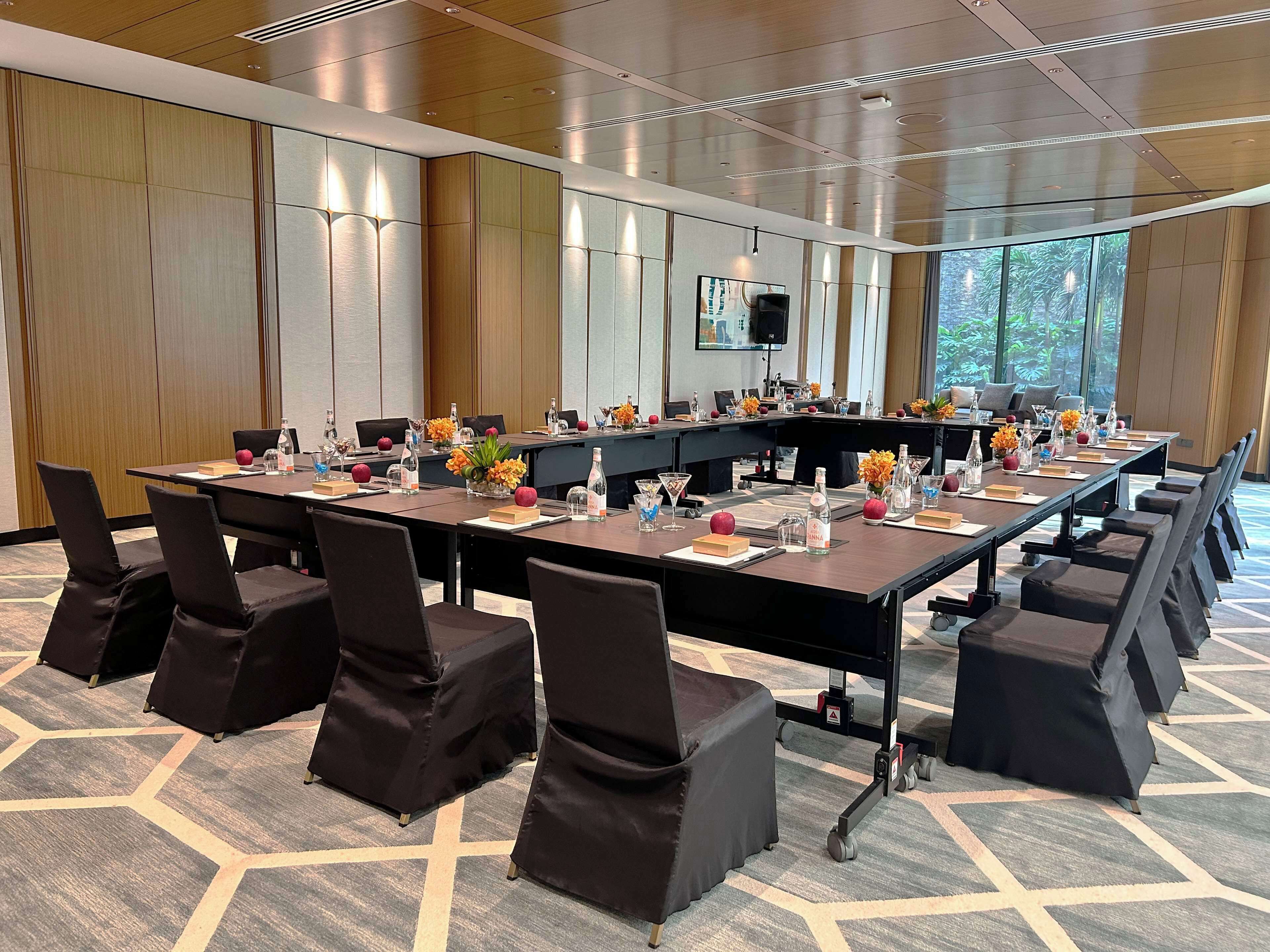 Photo - One World Hotel