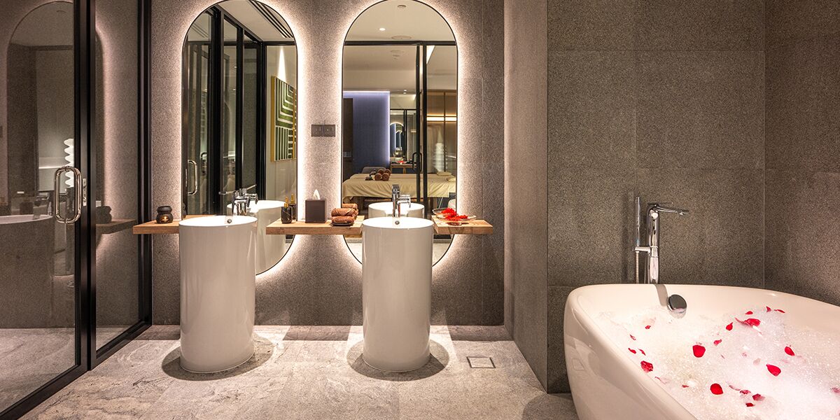 Photo - One World Hotel