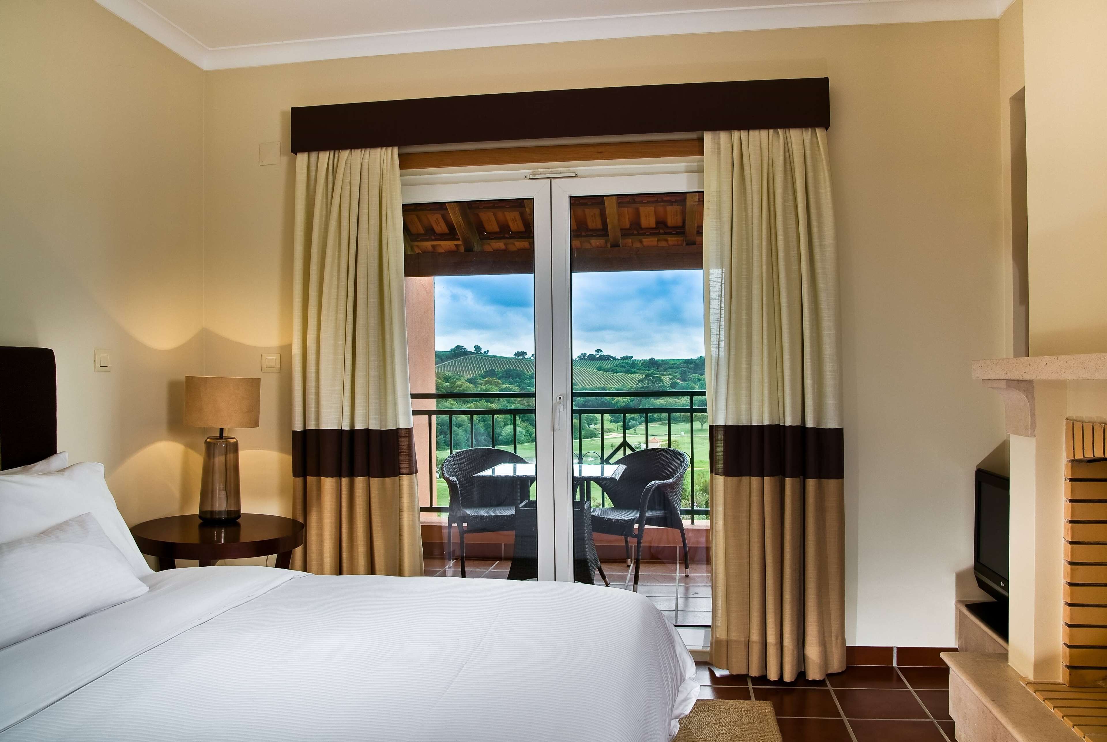 townhome, 2 bedrooms | 1 bedroom, in-room safe, blackout curtains, free wifi