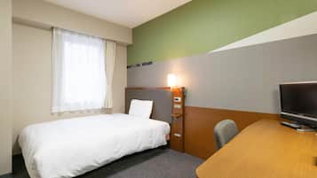 Room, 1 Double Bed, Non Smoking | Premium bedding, desk, blackout drapes, soundproofing
