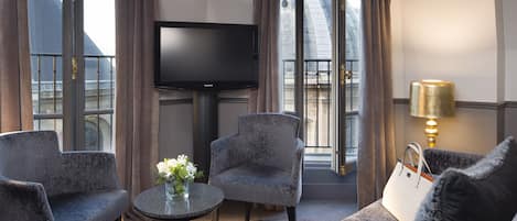 Family Suite | Living area