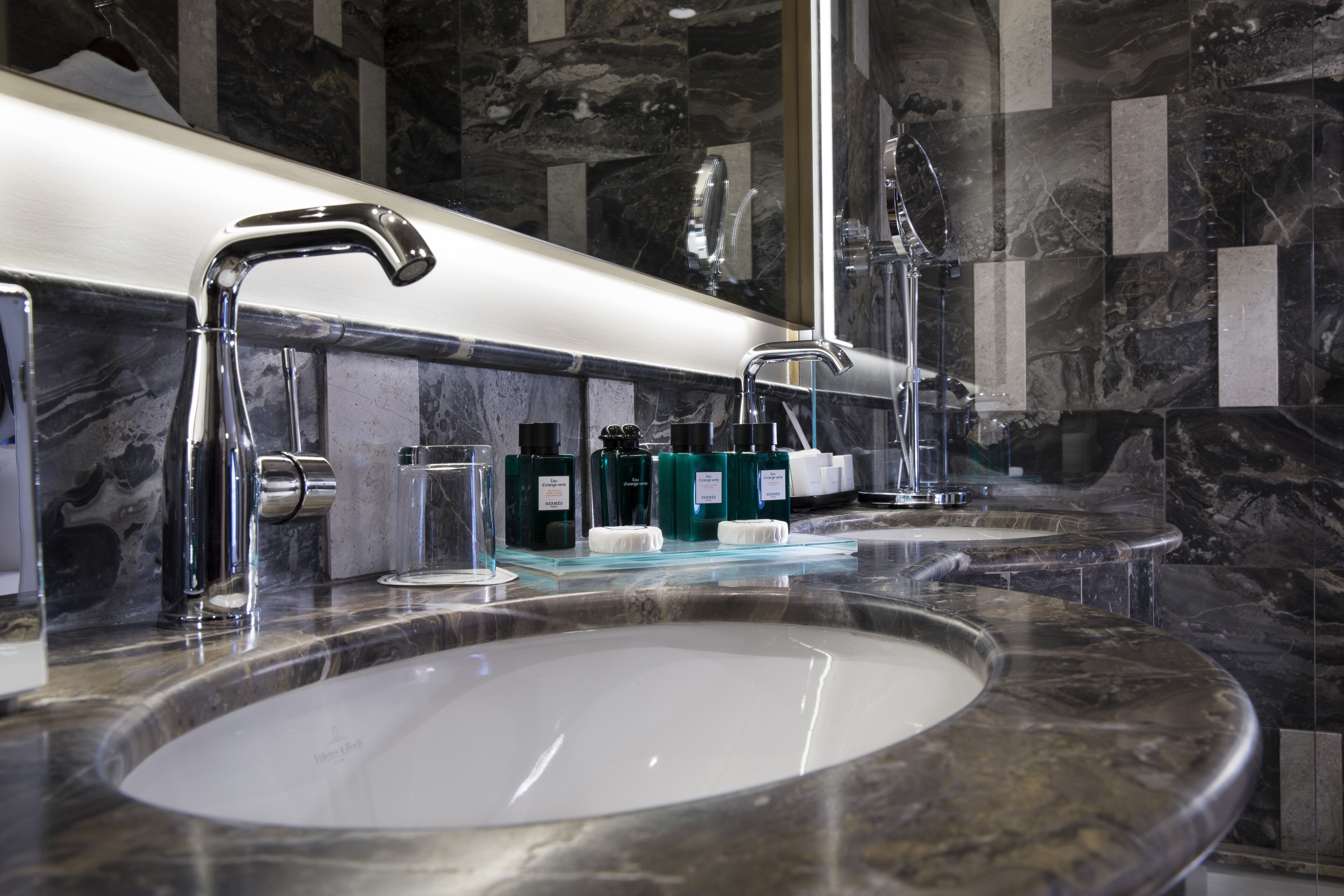 duplex balneo suite | bathroom | free toiletries, hair dryer, bathrobes, slippers