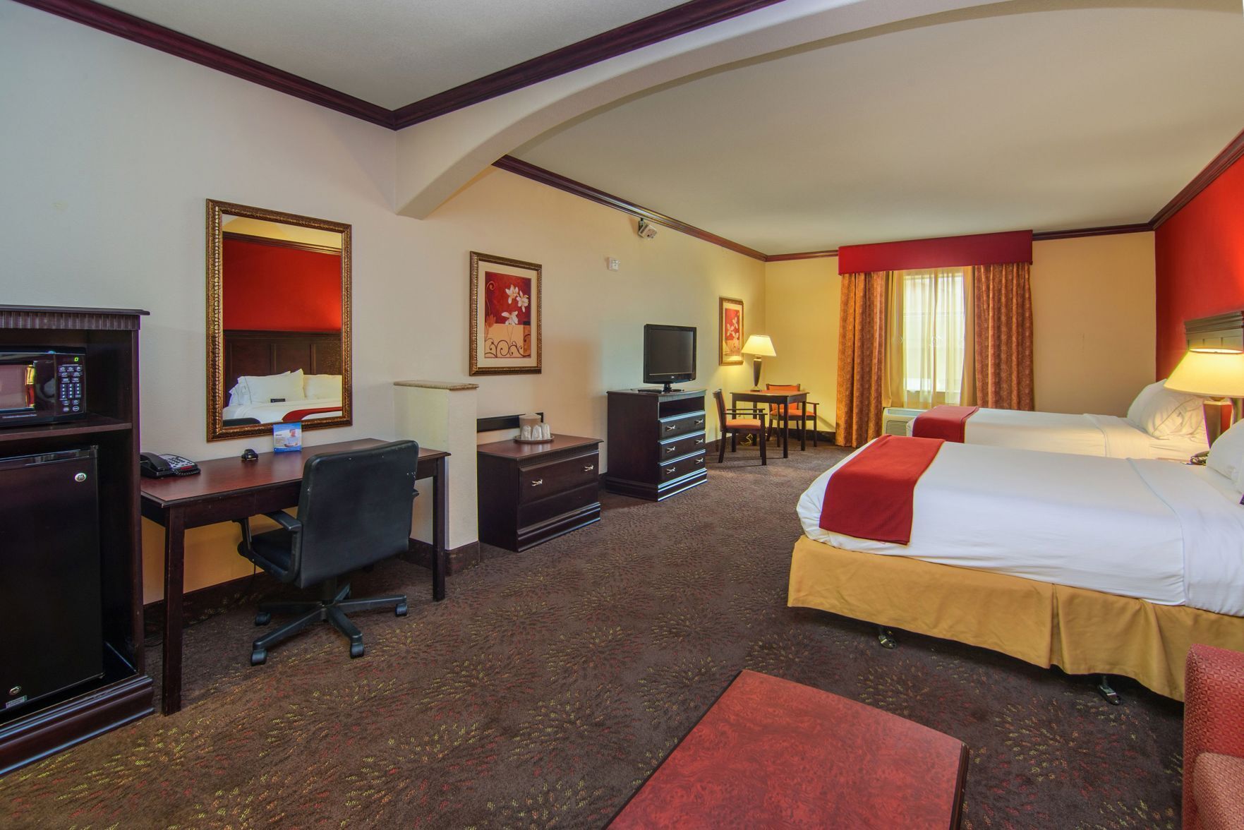 In-room safe, desk, iron/ironing board, free cots/infant beds