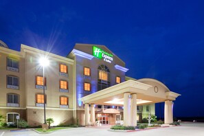 Exterior - Holiday Inn Express Hotel & Suites Terrell by IHG (Terrell)