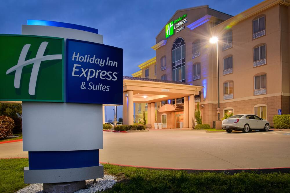 Country Inn & Suites by Radisson, Terrell
