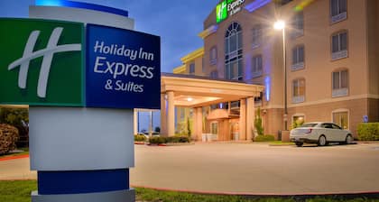 Country Inn & Suites by Radisson, Terrell