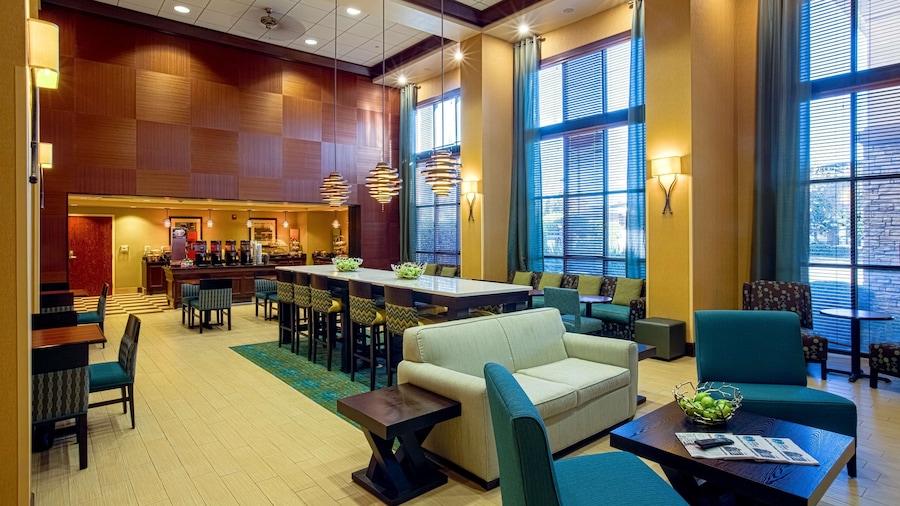 Hampton Inn & Suites Sacramento-Elk Grove Laguna I-5