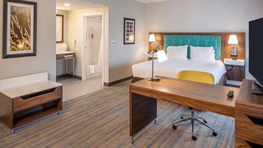 Hampton Inn & Suites Omaha Southwest-La Vista