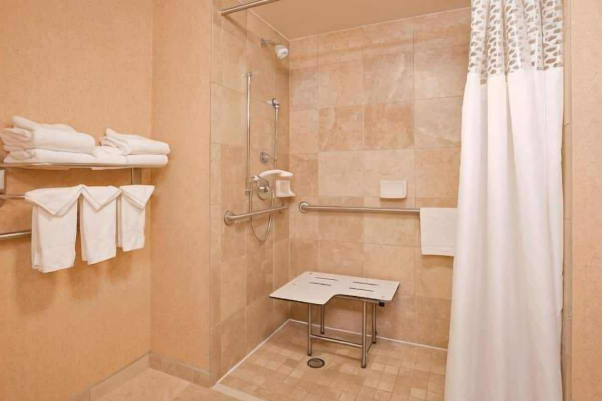 Free toiletries, hair dryer, towels