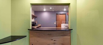 Extended Stay America Select Suites - Montgomery