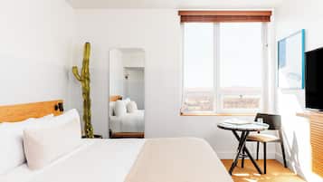 Frette Italian sheets, premium bedding, pillow-top beds, in-room safe