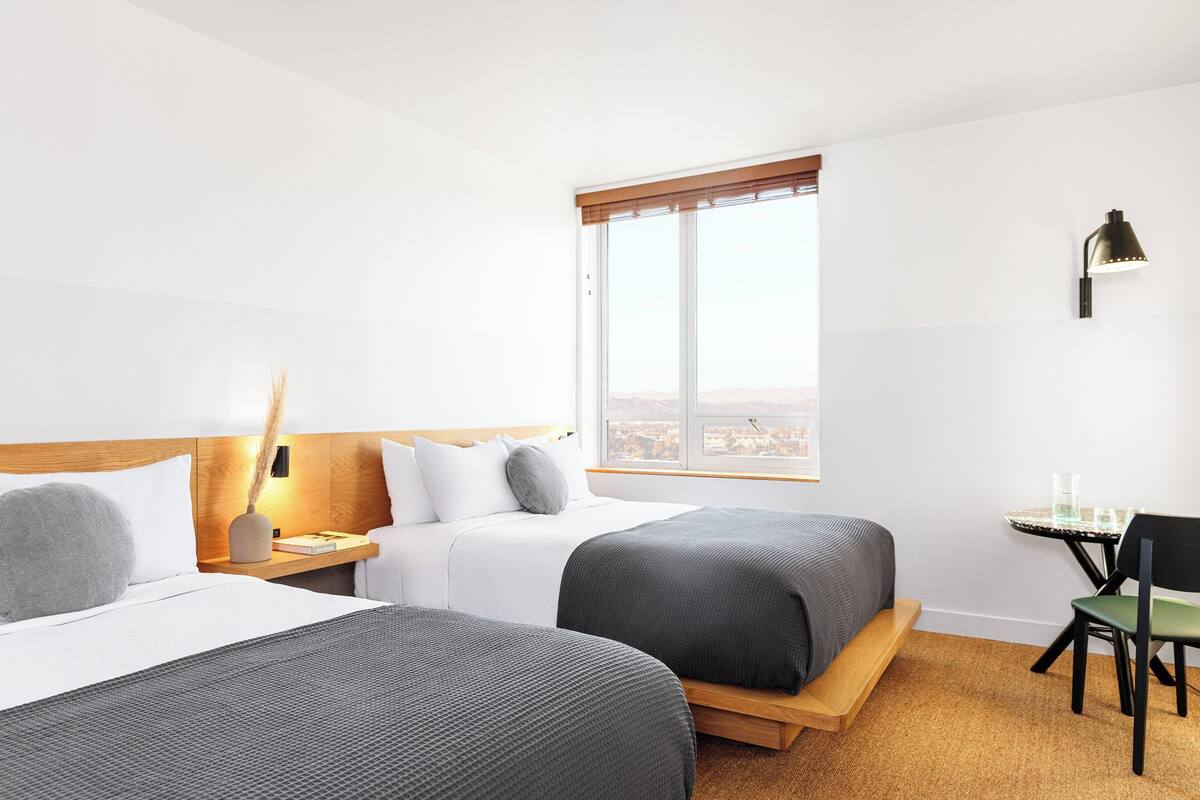 義大利 Frette 床單、高級寢具、舒適加層、客房內保險箱