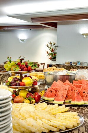 Petit déjeuner buffet compris tous les jours