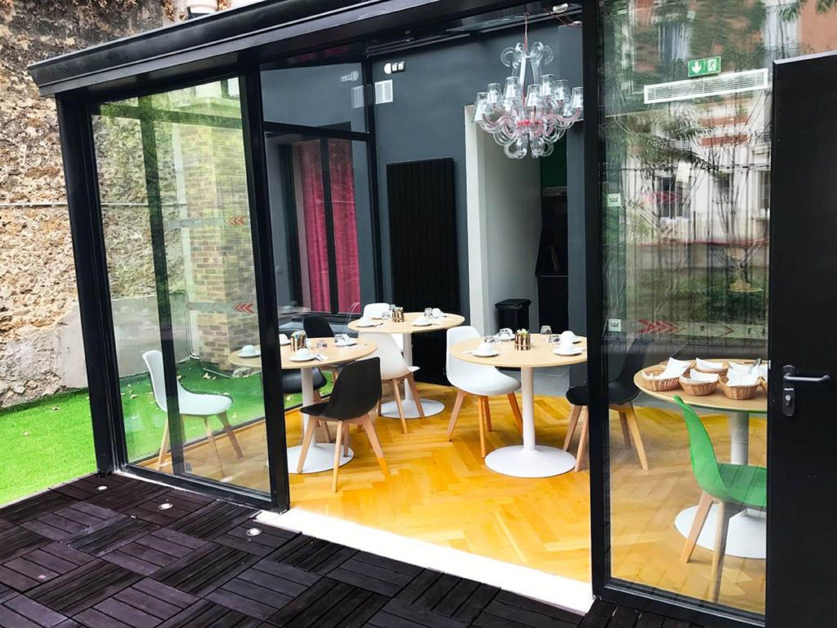 daily continental breakfast (eur 14 per person)