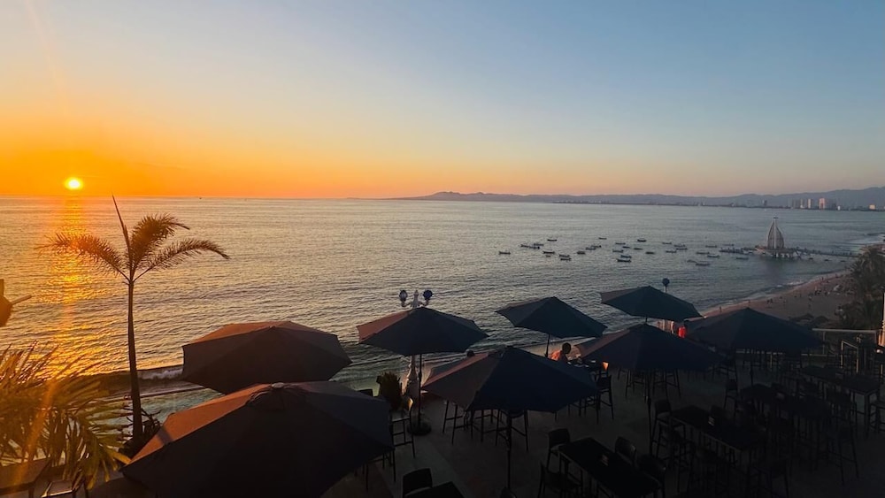 Blue Chairs Beachfront Resort Puerto Vallarta by null