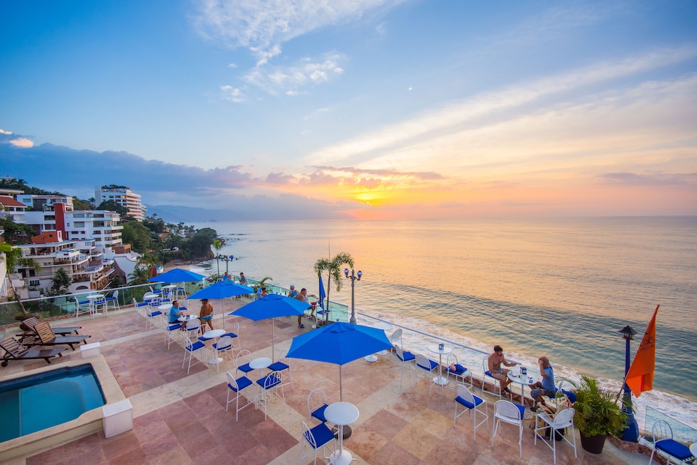 Blue Chairs Beachfront Resort Puerto Vallarta by null