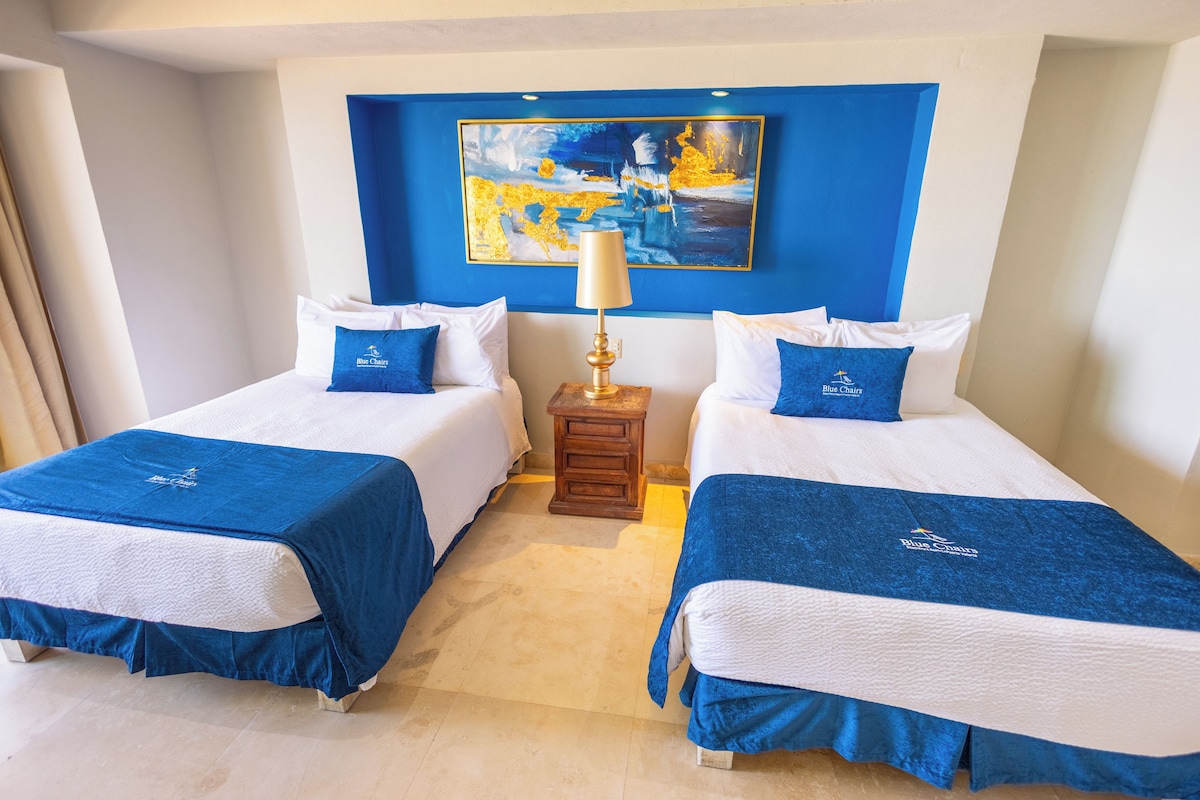 Habitación Estándar Blue Serene con 2 camas Queen | Individually decorated, individually furnished, bed sheets