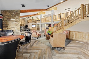 Lobby sitting area - Best Western Plus McCall Lodge & Suites (McCall)