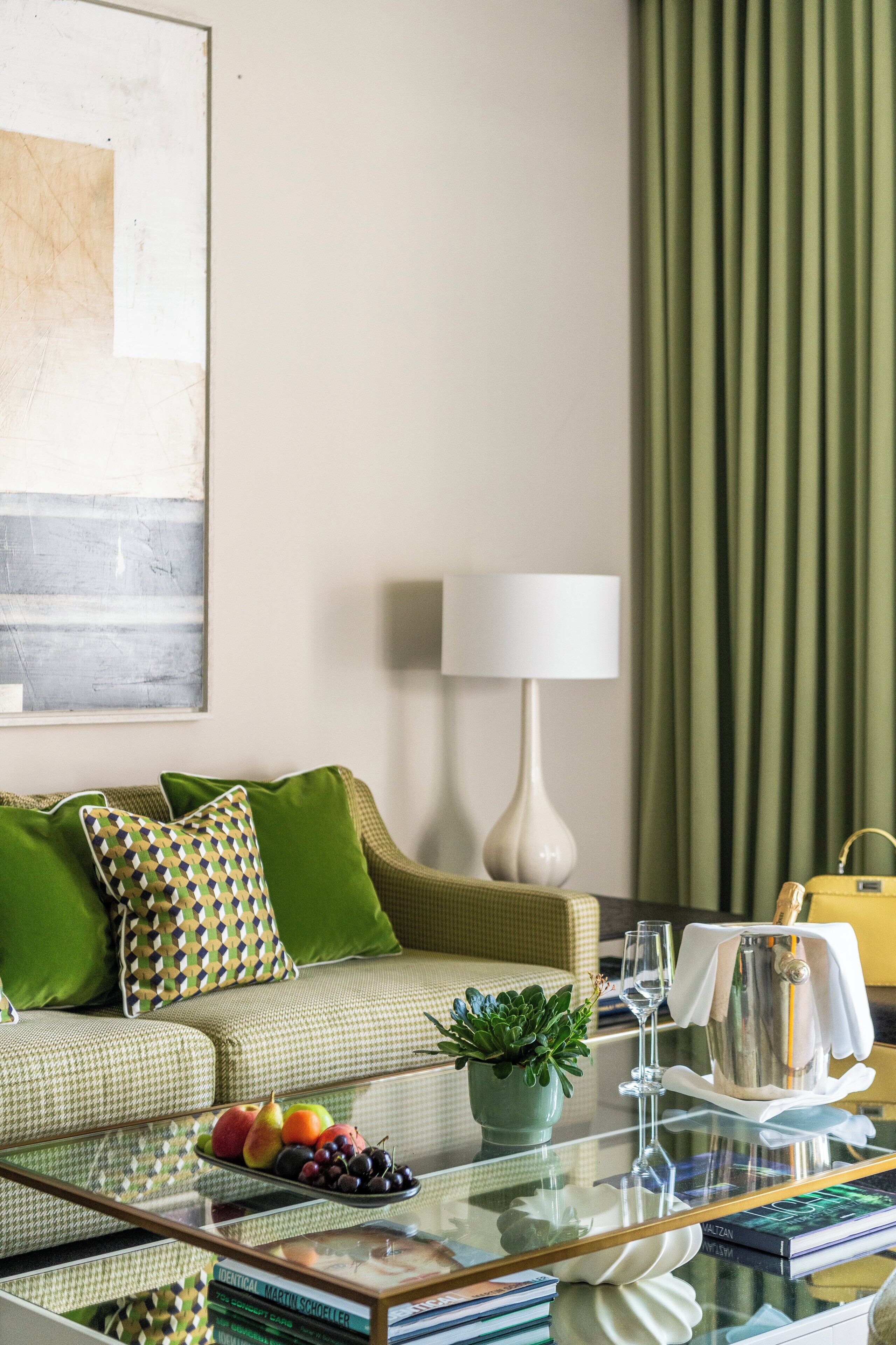 Classic Suite | Living room | 55-inch flat-screen TV with satellite channels, video-game console