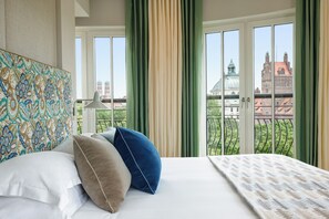 Signature Suite, Panoramic View | 1 bedroom, premium bedding, down comforters, pillowtop beds