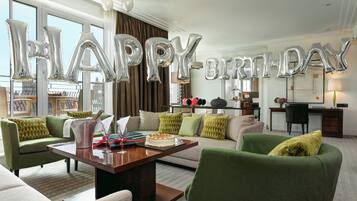 1 غرفة نوم وأغطية فراش متميزة وألحفة محشوة بالريش