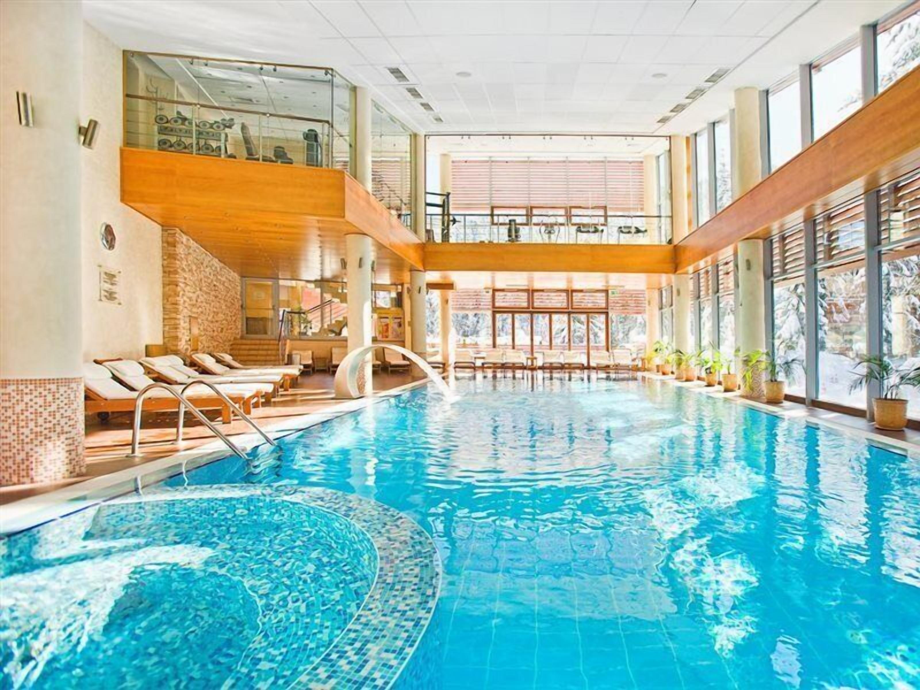 Indoor pool, outdoor pool