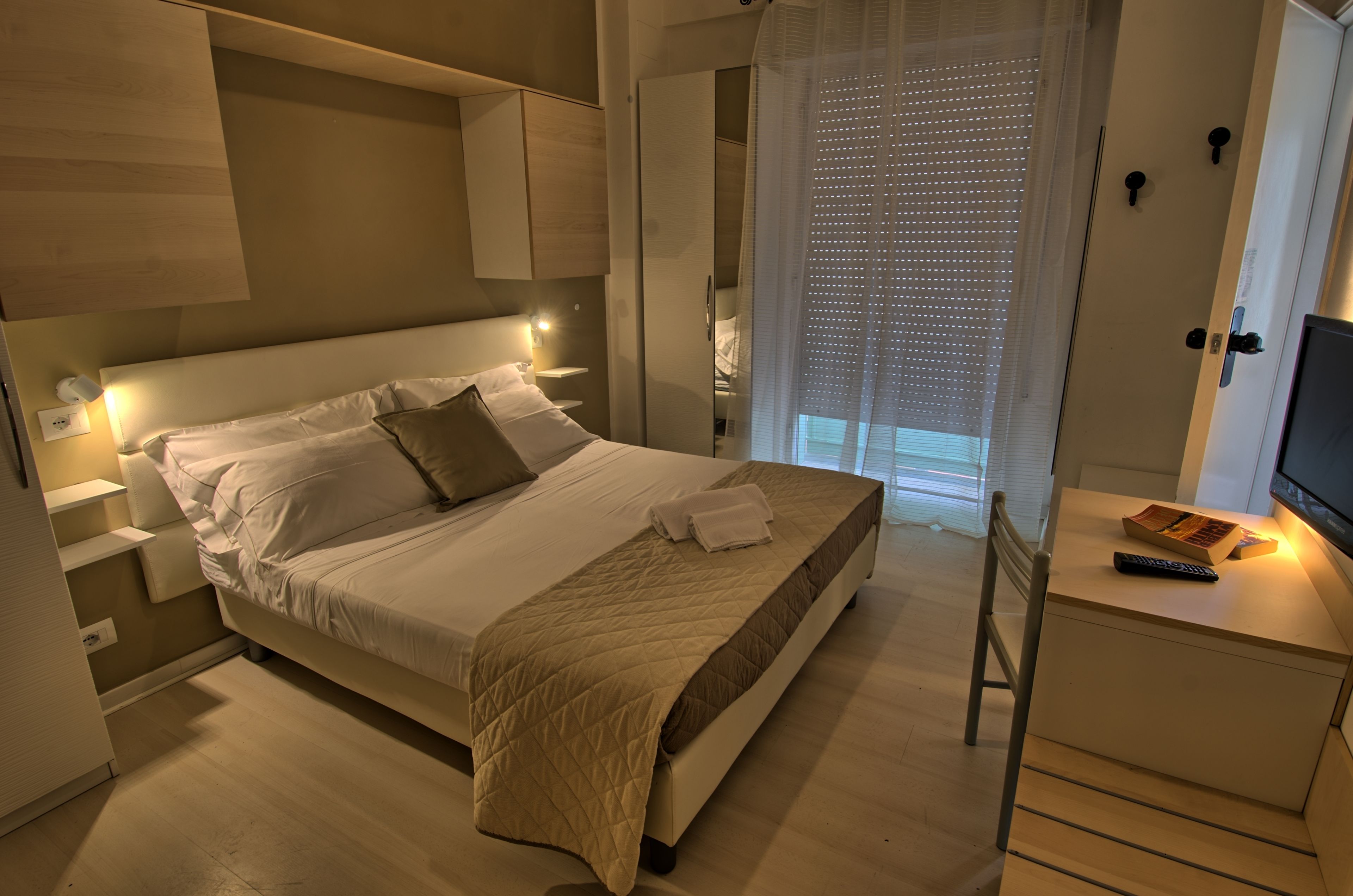 double or twin room | premium bedding, minibar, in-room safe, desk