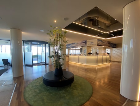 Lobby. Barion Hotel