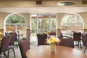 包含每日欧式早餐