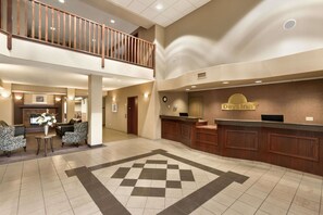 Lobby - Days Inn by Wyndham Thunder Bay North (Thunder Bay)