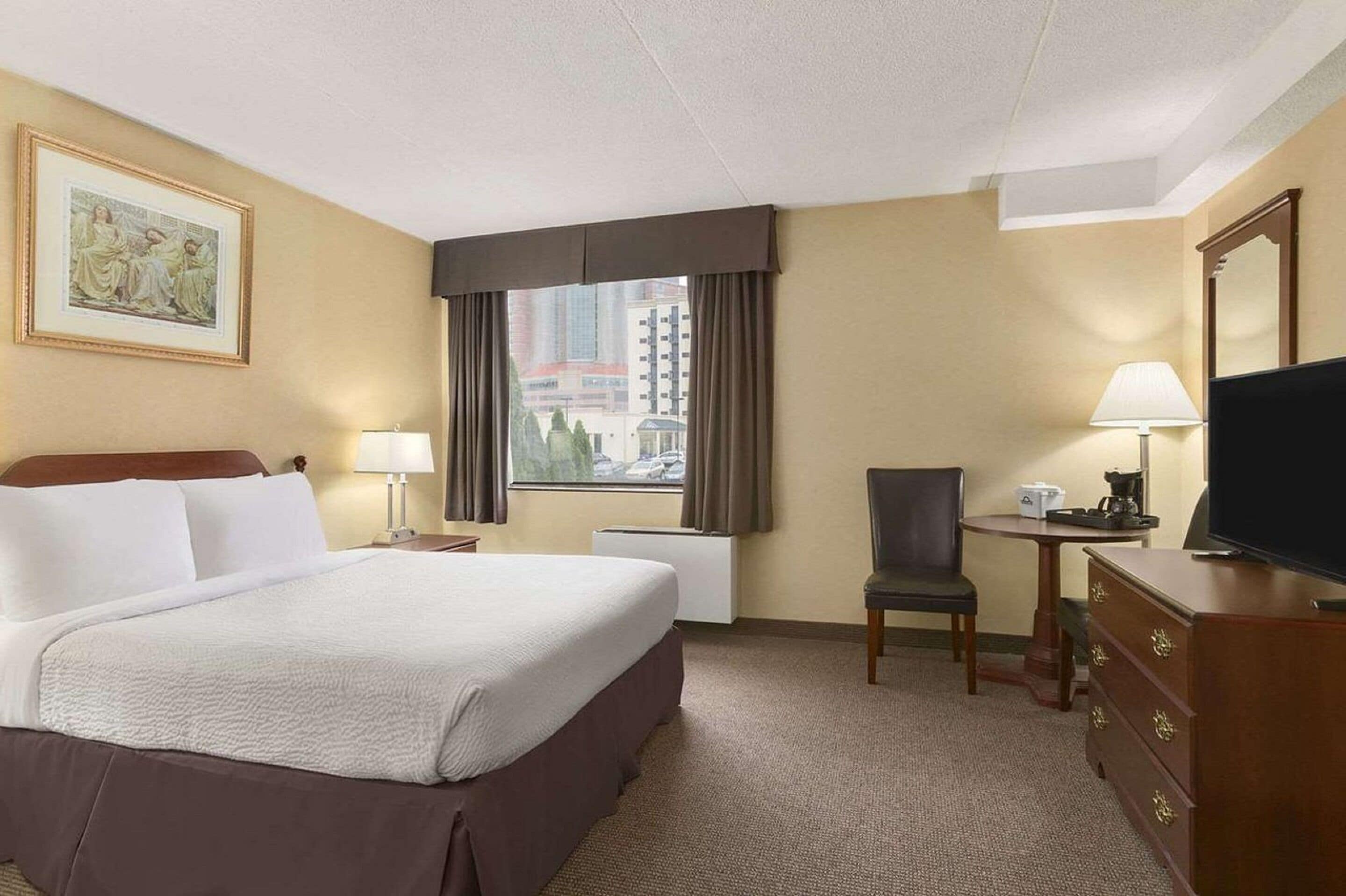 Foto - Days Inn by Wyndham Fallsview