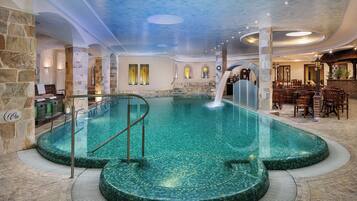 4 indoor pools, sun loungers
