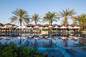 Indoor pool, outdoor pool, sun loungers