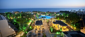 Crystal Tat Beach Pearl Collection