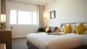 Coffres-forts dans les chambres, bureau