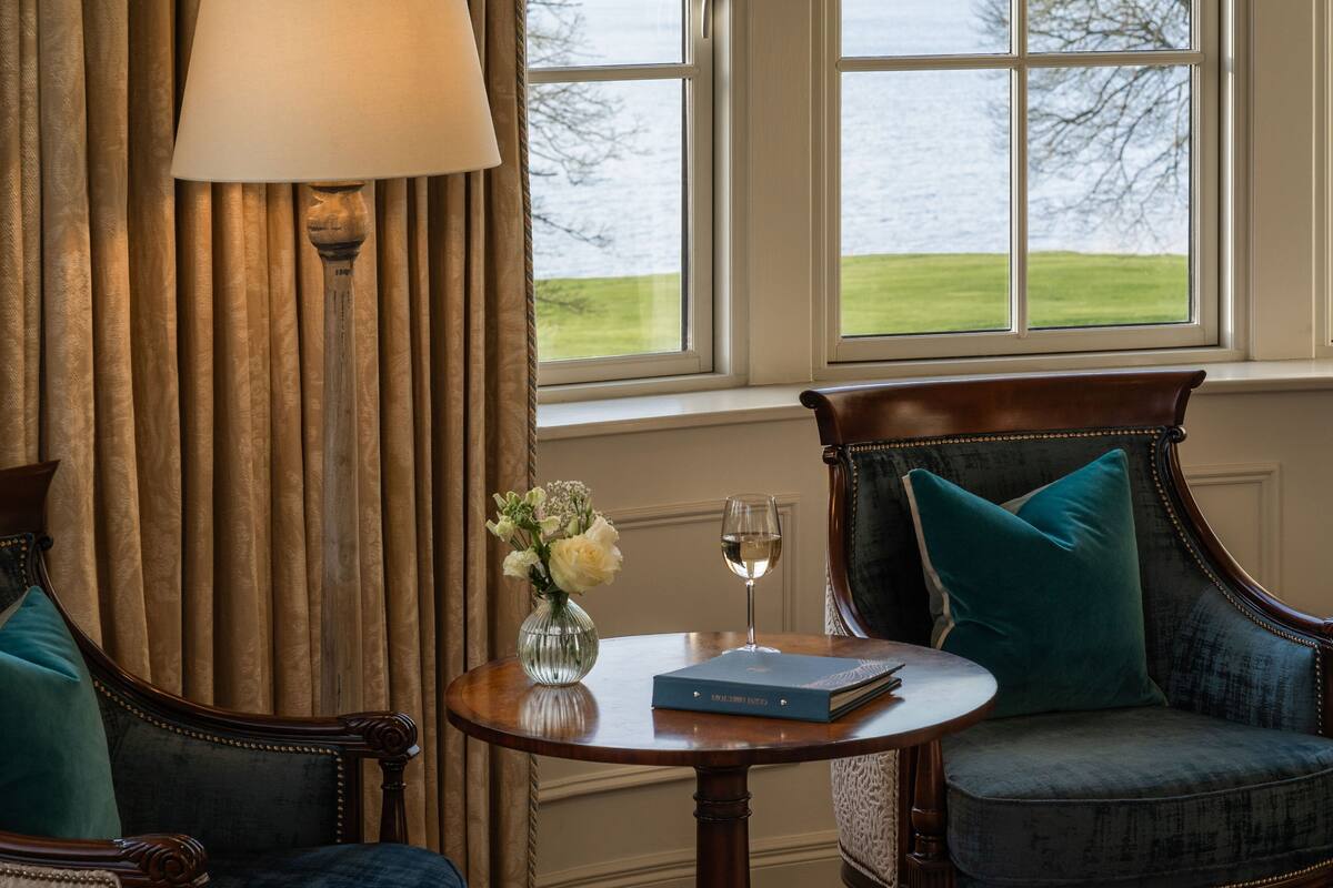 junior suite | 1 bedroom, egyptian cotton sheets, premium bedding, tempur-pedic beds