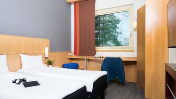 Chambre Standard, 2 lits une place