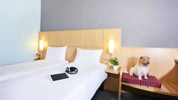 Standard Room, 2 Twin Beds | In-room safe, desk, soundproofing, iron/ironing board