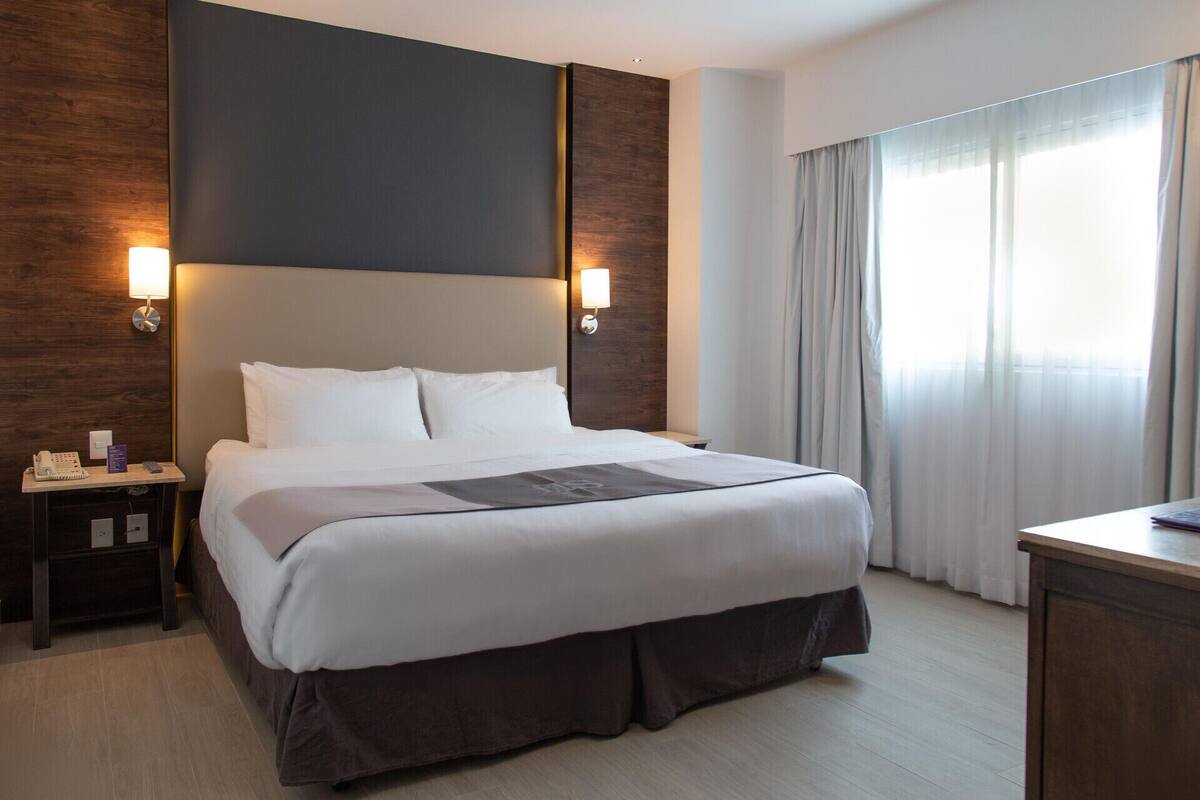 1 habitación, ropa de cama de alta calidad y minibar