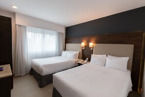 1 間臥室、高級寢具、迷你吧、客房內保險箱