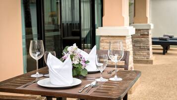 Villa, Private Pool | 1 bedroom, minibar, in-room safe, desk