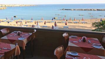 Aamiainen ja illallinen