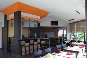 Déjeuner servi sur place
