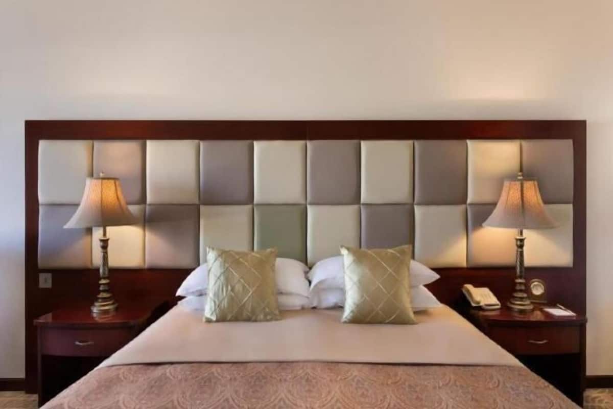 Hypo-allergenic bedding, minibar, in-room safe, individually decorated