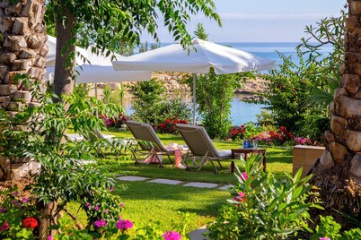 Crystal Springs Beach Hotel