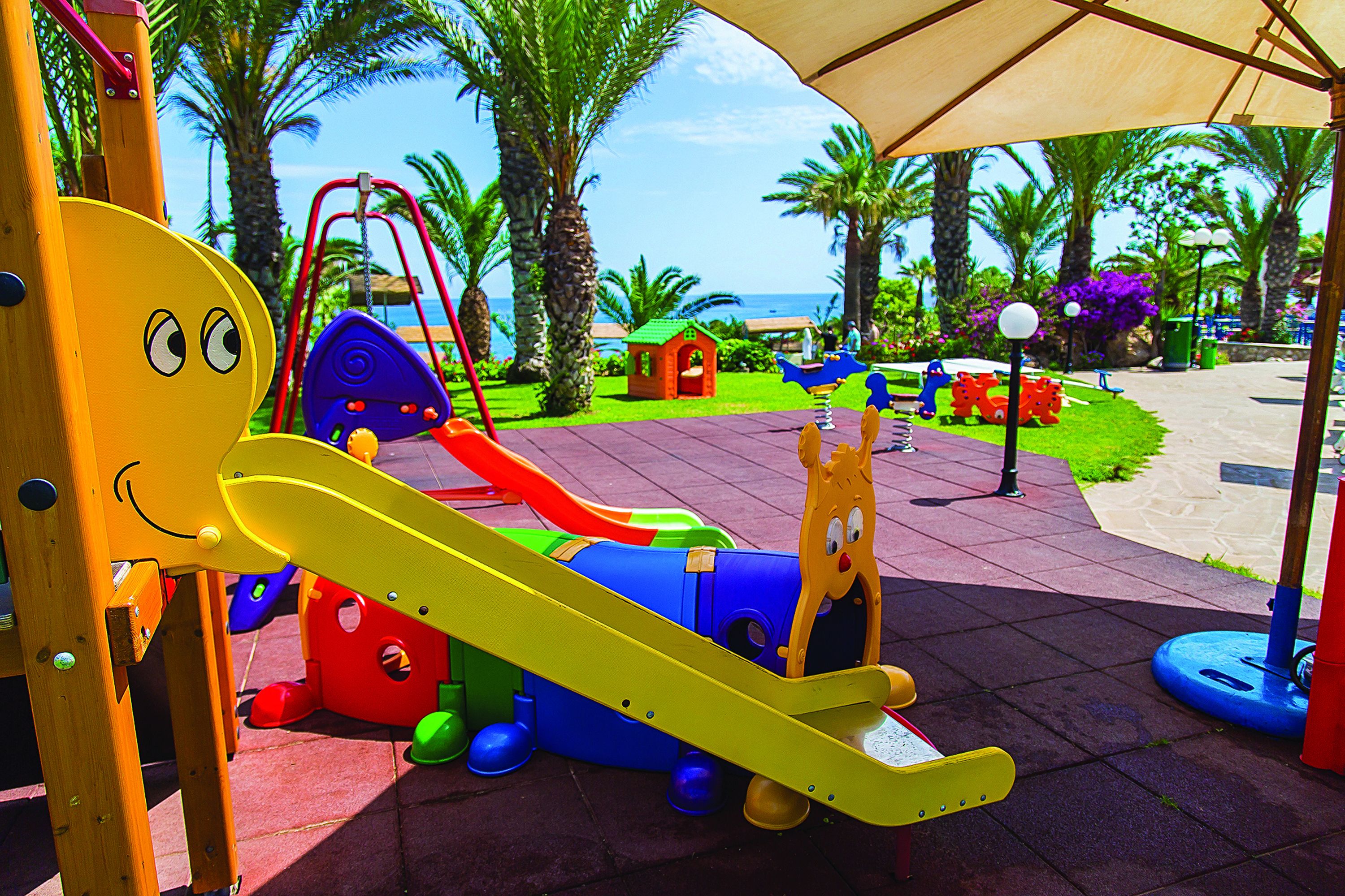 children’s play area – outdoor